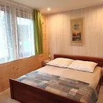 Letniskowe O.w. Plaza بيت للعطل